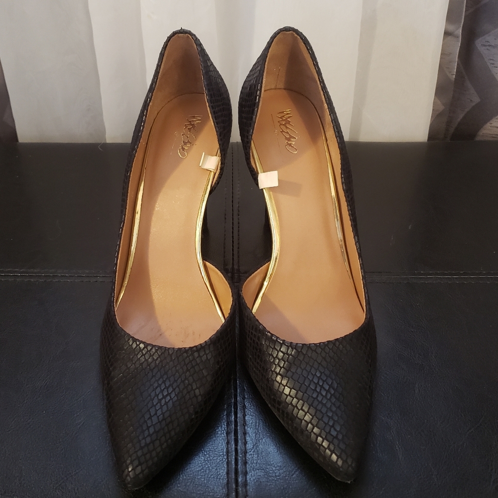 Mossimo Suede Snakeskin Pumps